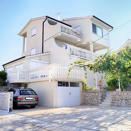 Apartment Luger 2- Og By Interhome Ražanj