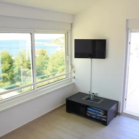 Luger 2- Og By Interhome 公寓