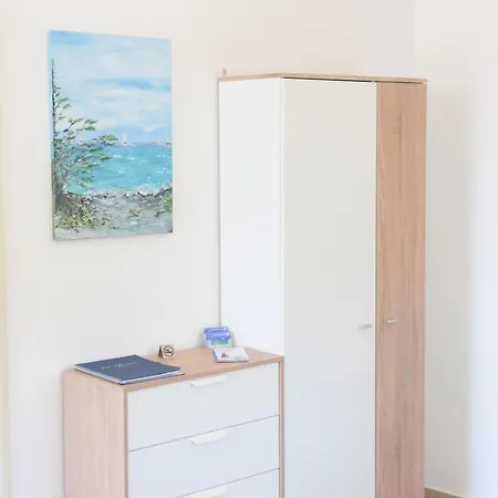 Luger 2- Og By Interhome