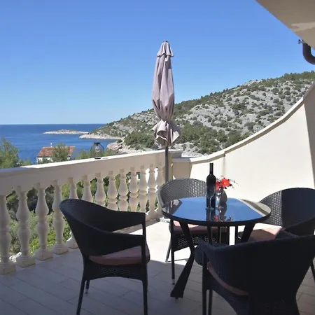 Luger 2- Og By Interhome *