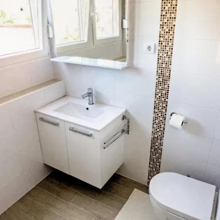 Luger 2- Og By Interhome