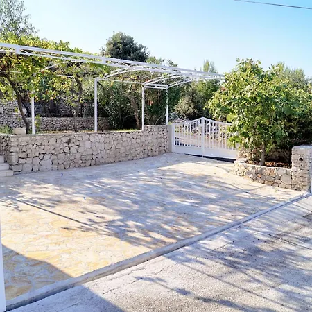 Luger 2- Og By Interhome Ražanj