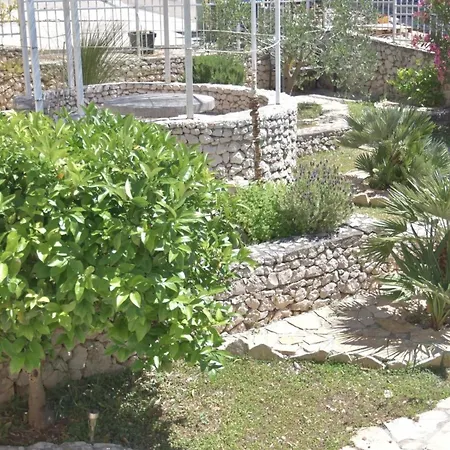 Luger 2- Og By Interhome