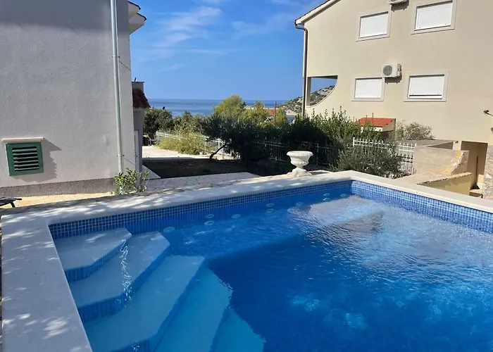 Luger 2- Og By Interhome