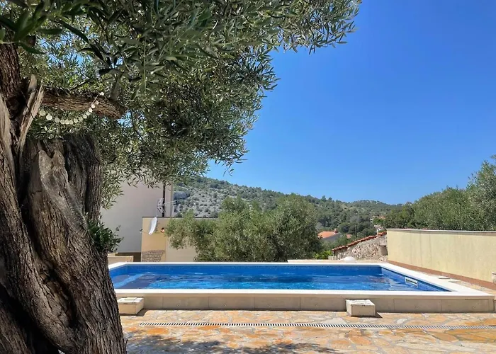 Luger 2- Og By Interhome Ražanj