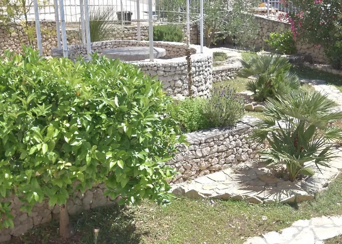 Luger 2- Og By Interhome